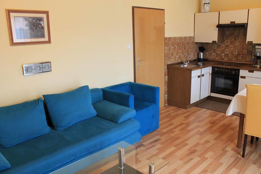 Appartement - Ferienwohnungen - Gaestehaus Gabriele โดรโบลัค อัม ฟาเคอร์เซ ภายนอก รูปภาพ