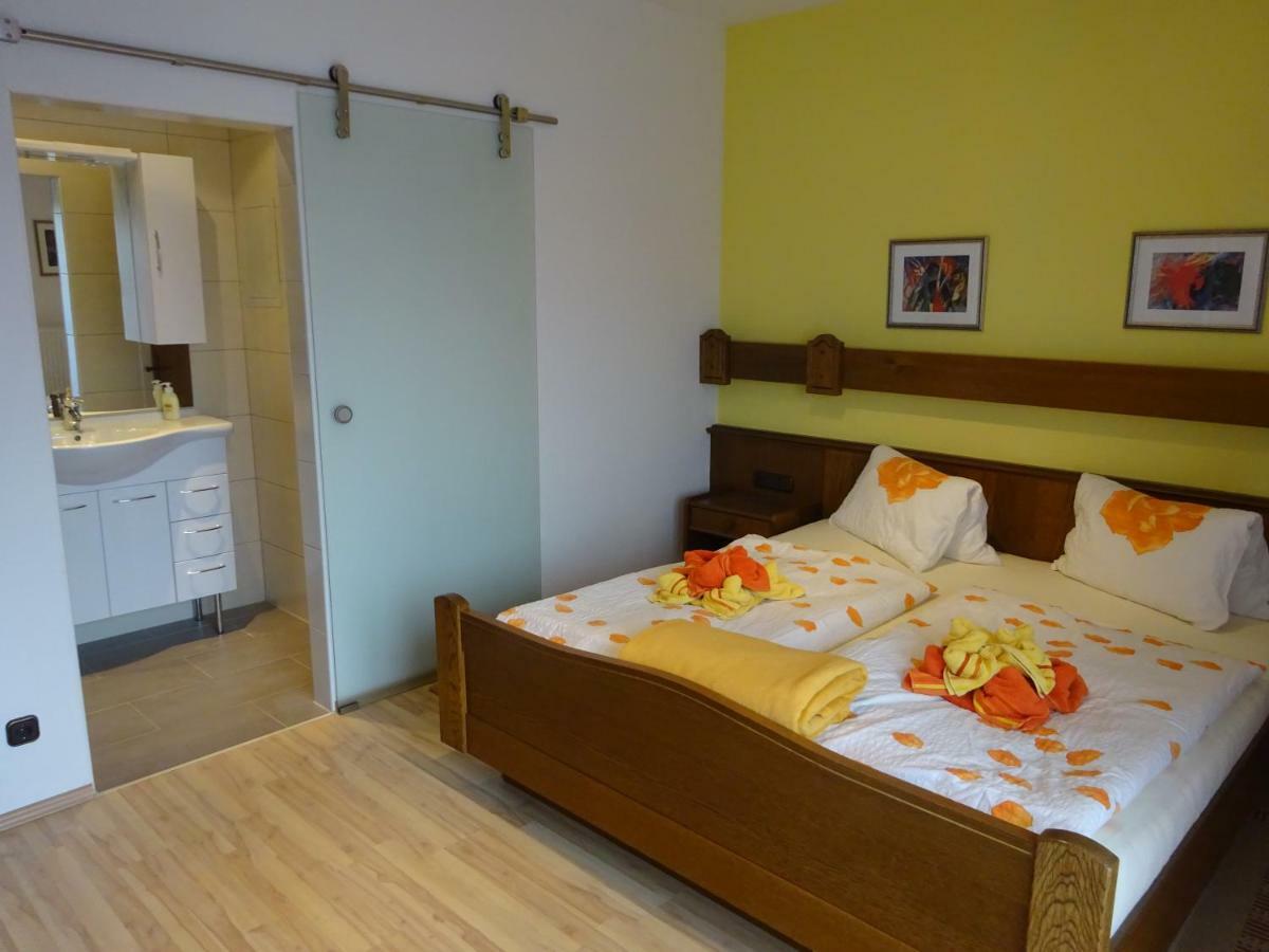 Appartement - Ferienwohnungen - Gaestehaus Gabriele โดรโบลัค อัม ฟาเคอร์เซ ภายนอก รูปภาพ